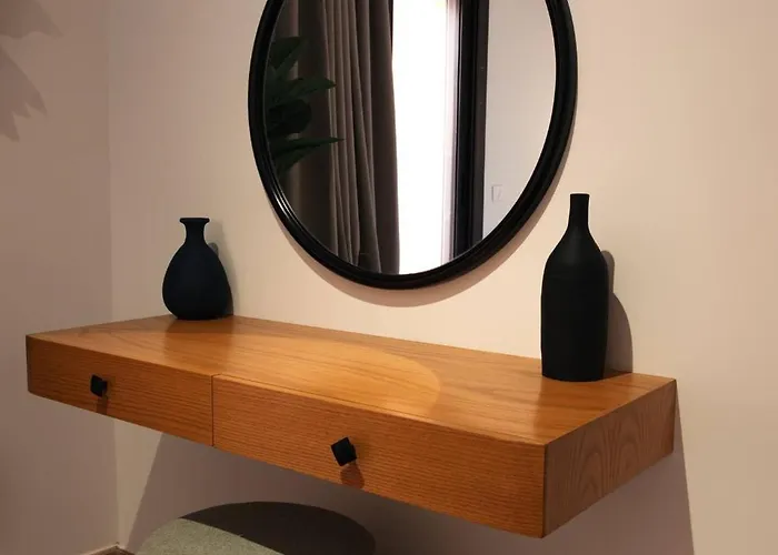 Serene 1br Haven Kamaran Apartman